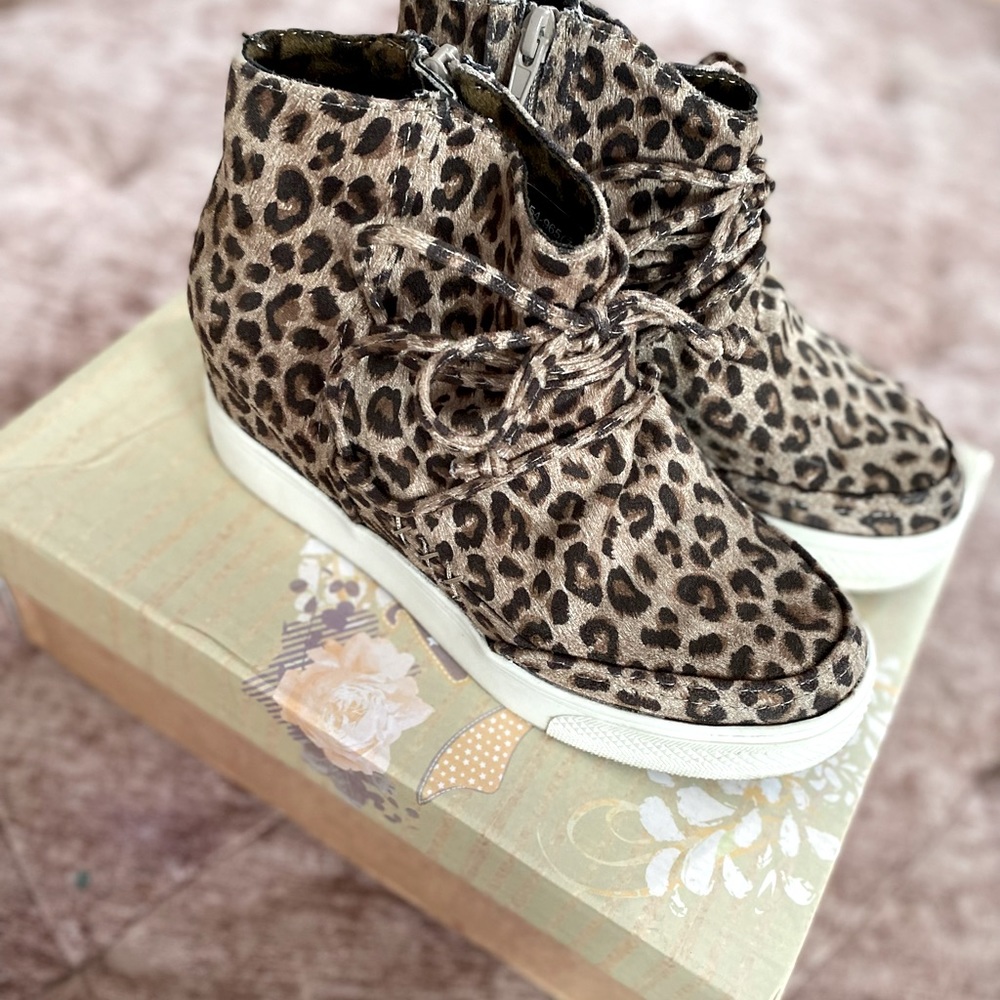 Leopard wedge sneakers (size7)